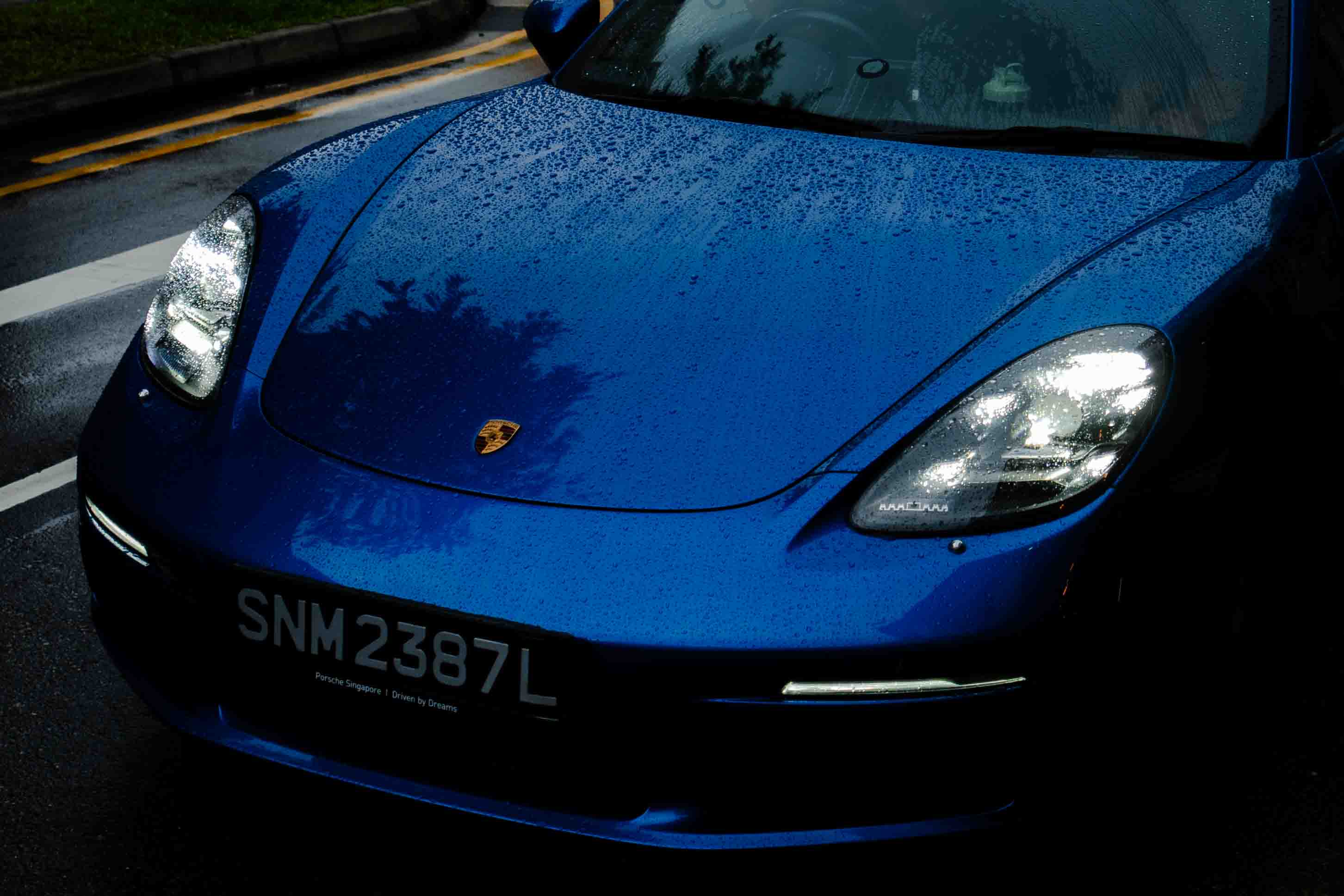 Car photograph 19